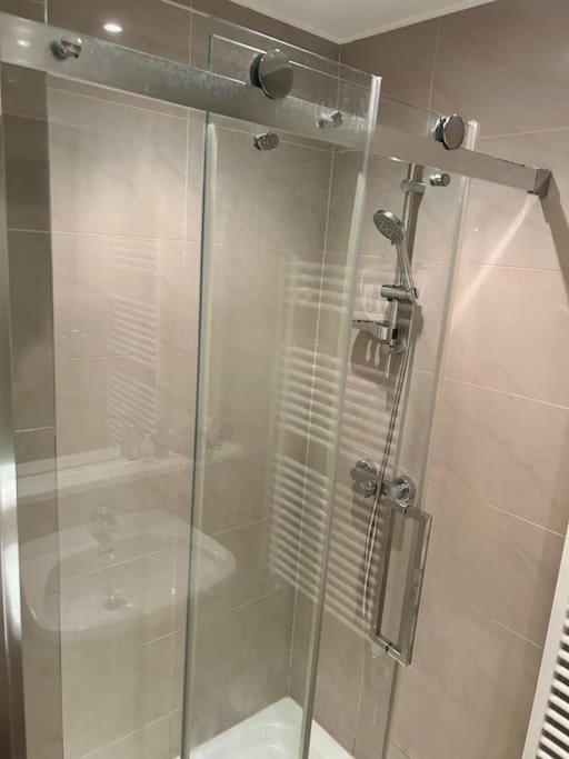 Jupiter Apartament *